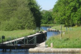 Esprit Canal breton de Nantes à Brest et ses écluses