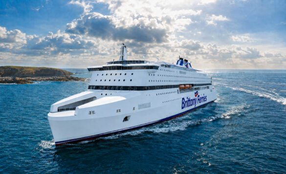 Brittany Ferries restructuration
